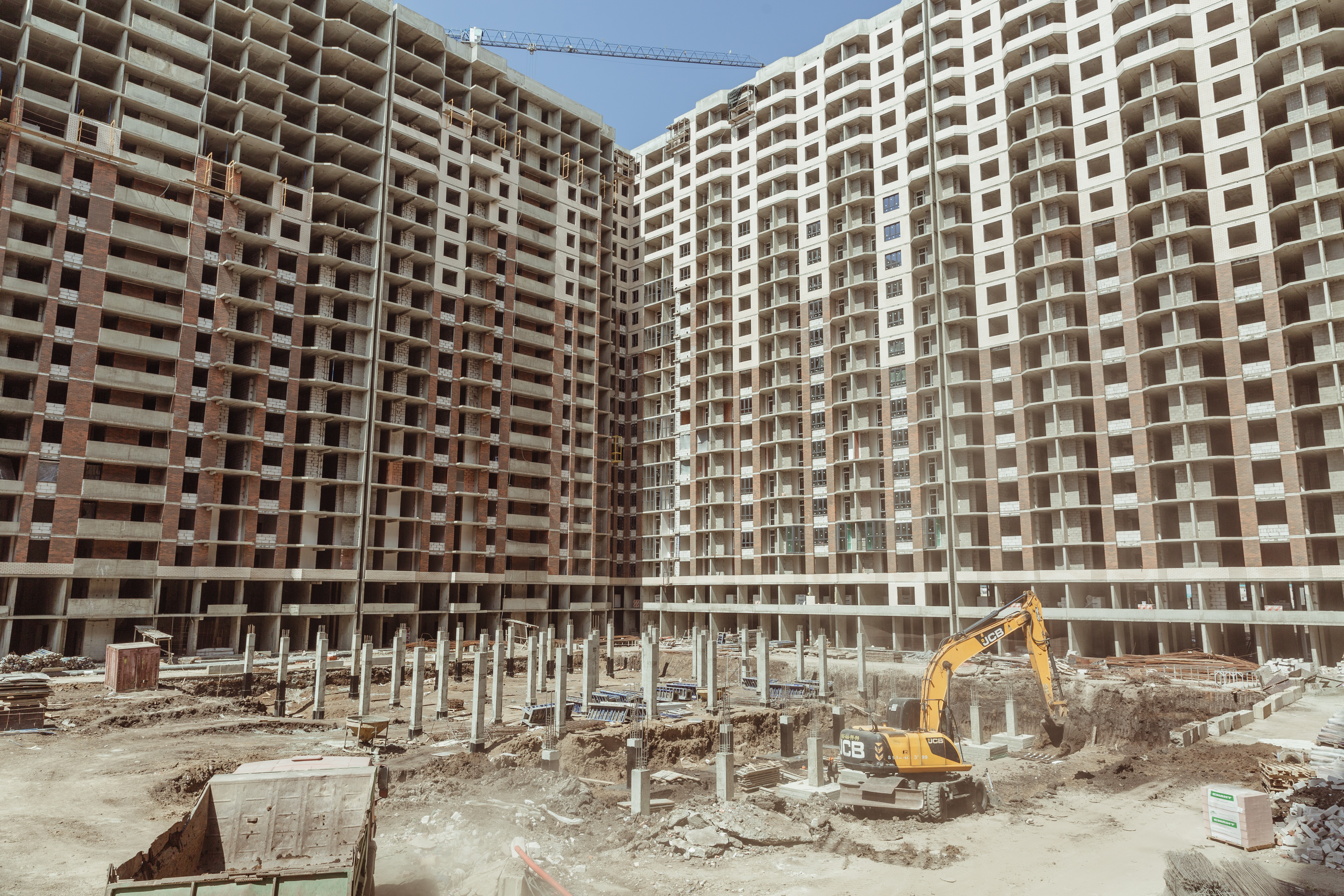 Стройка, литер 17, Апрель 2024