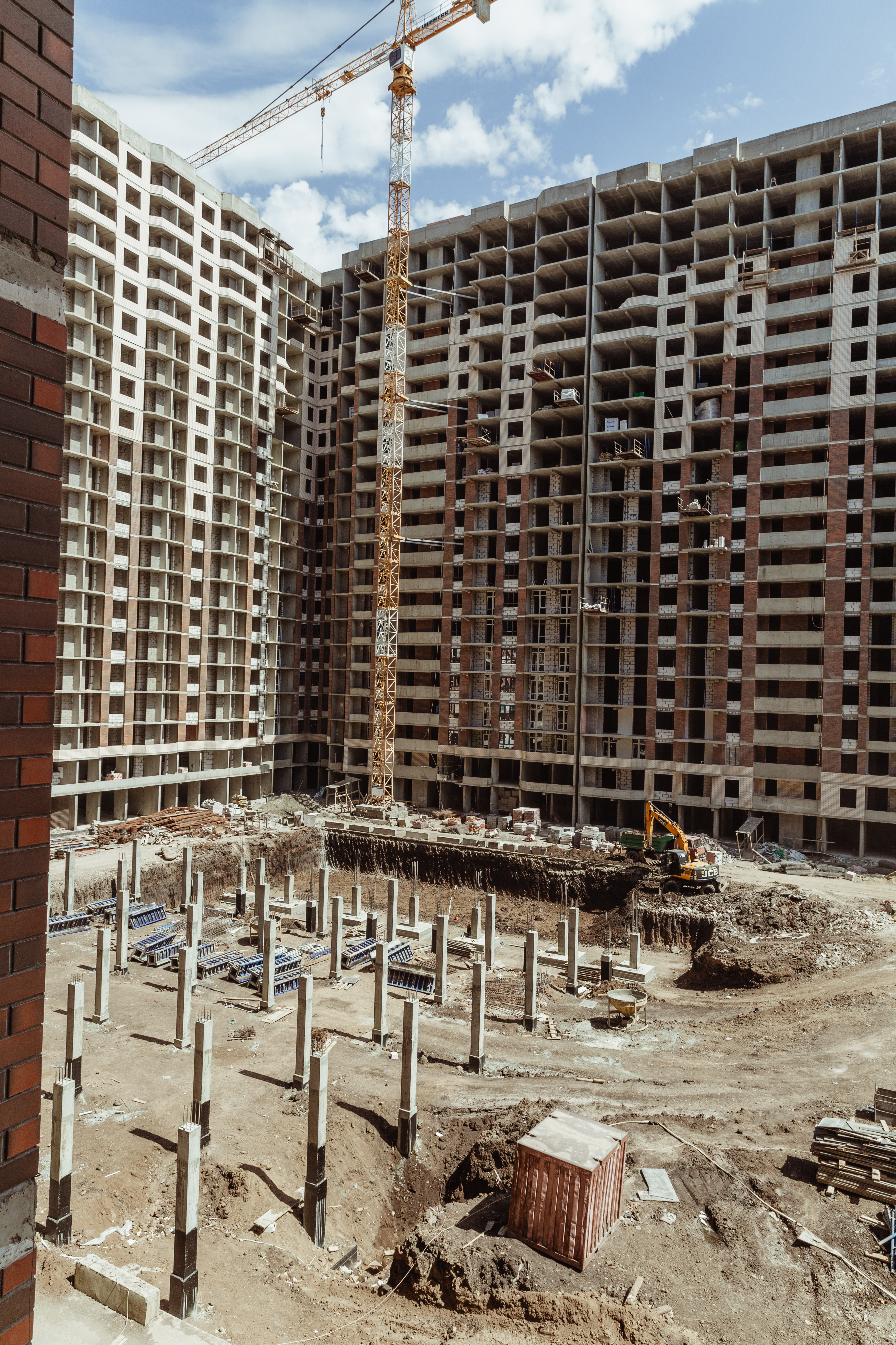 Стройка, литер 17, Апрель 2024