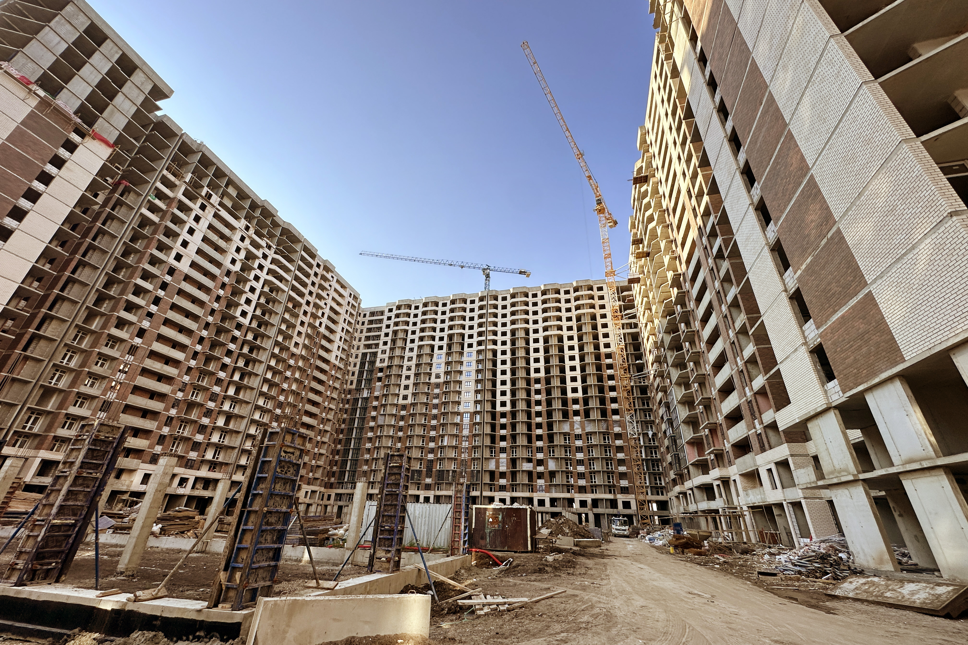 Стройка, литер 17, Май 2024