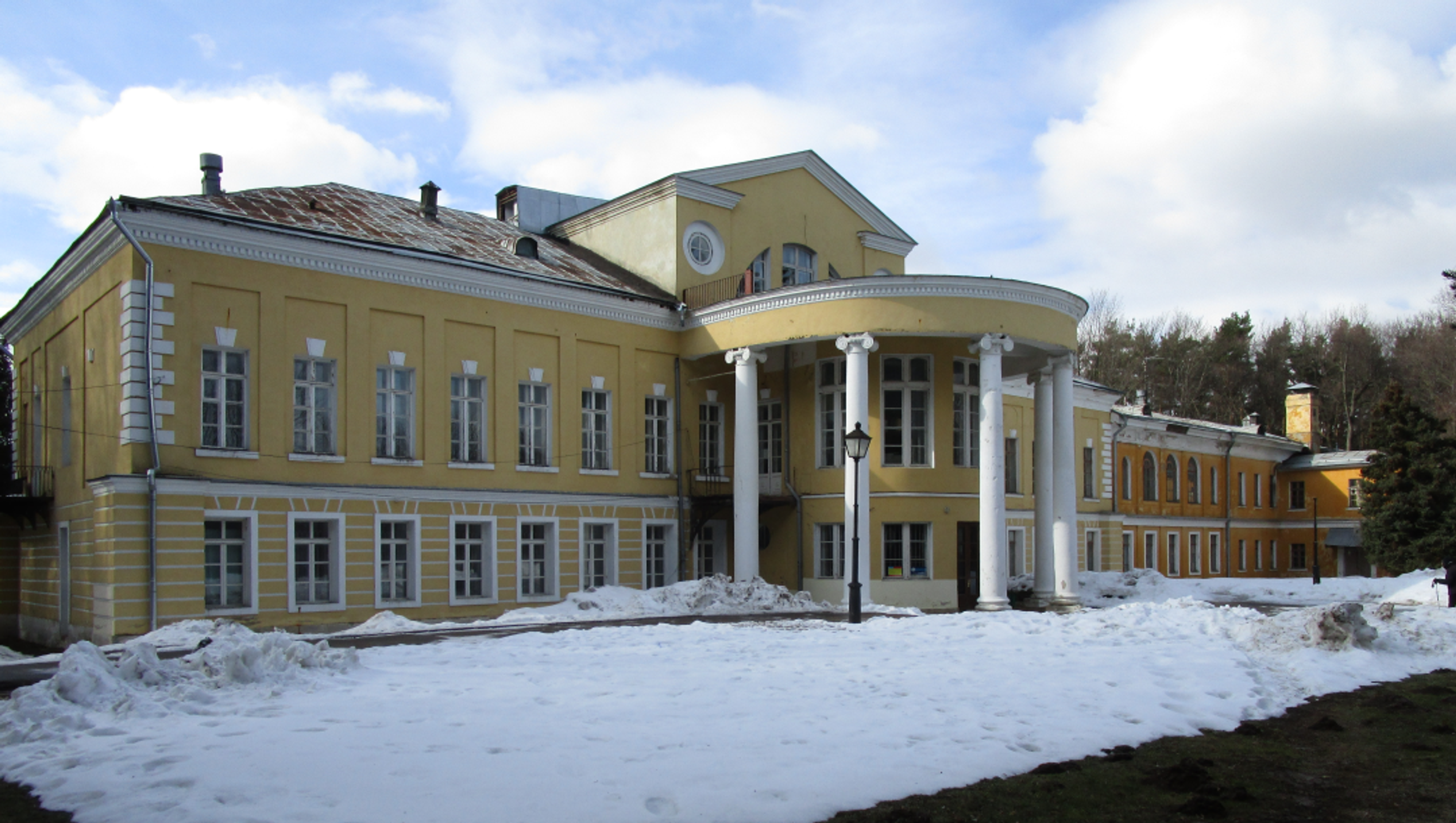 Главный дом