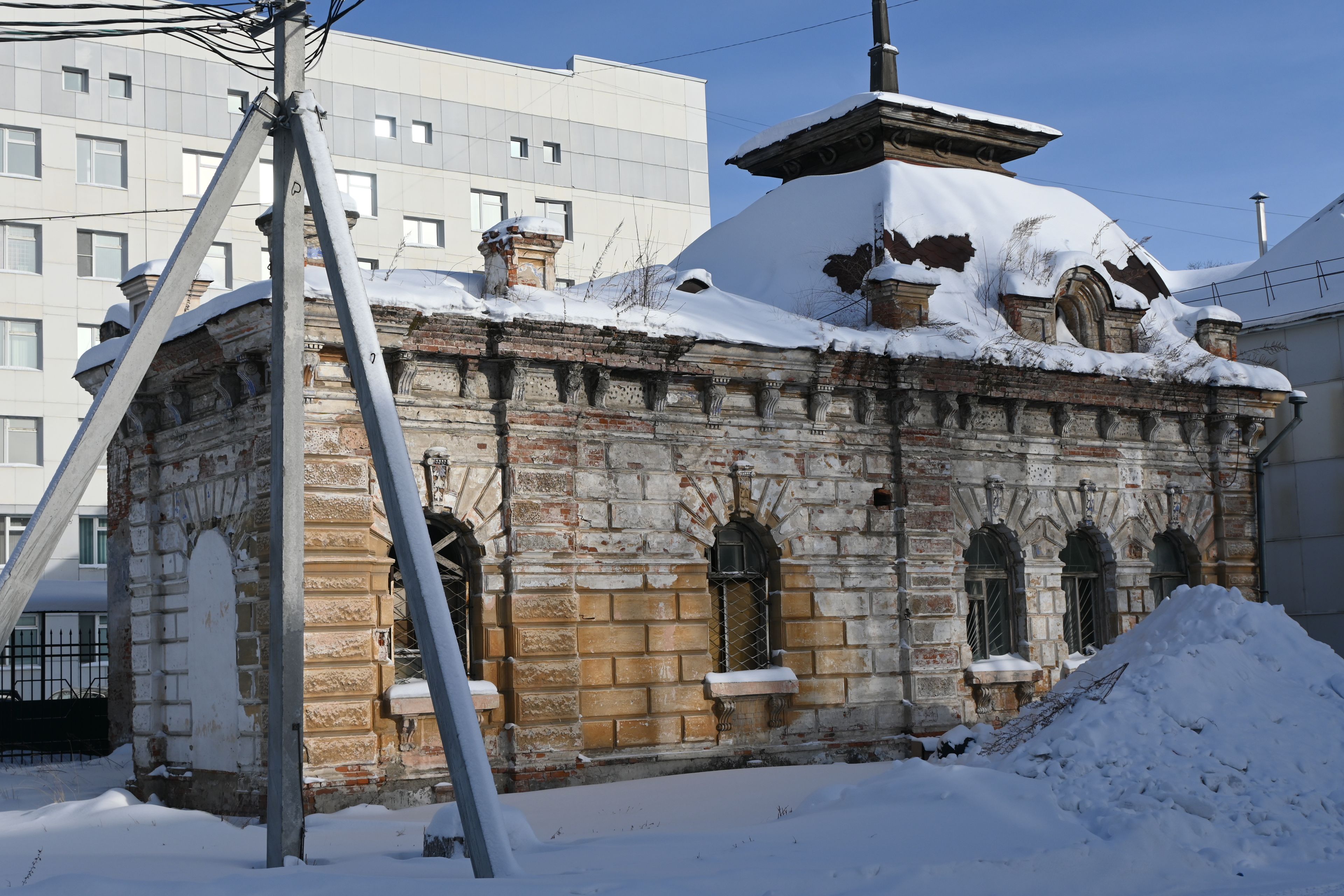 Хирургический корпус городской больницы (операционная)