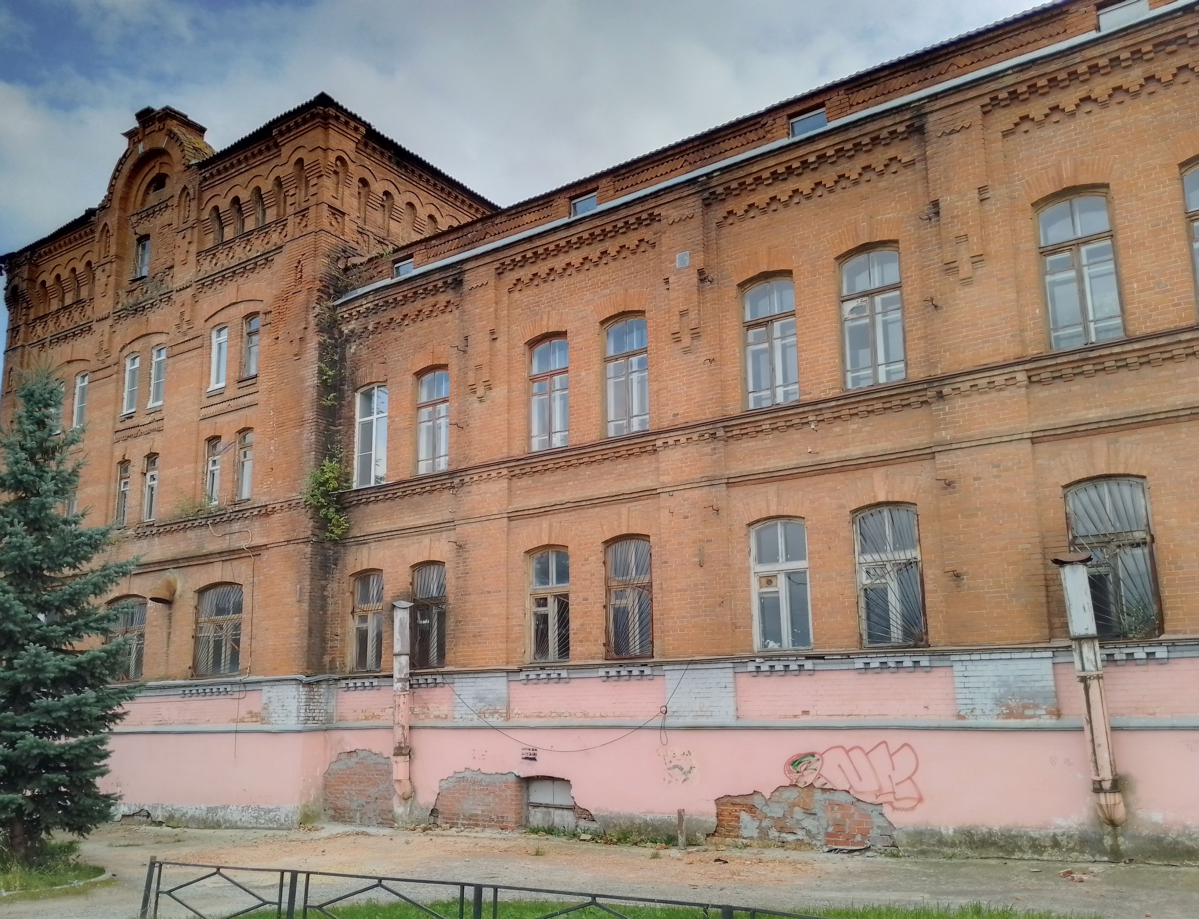 Саранский казенный винный склад