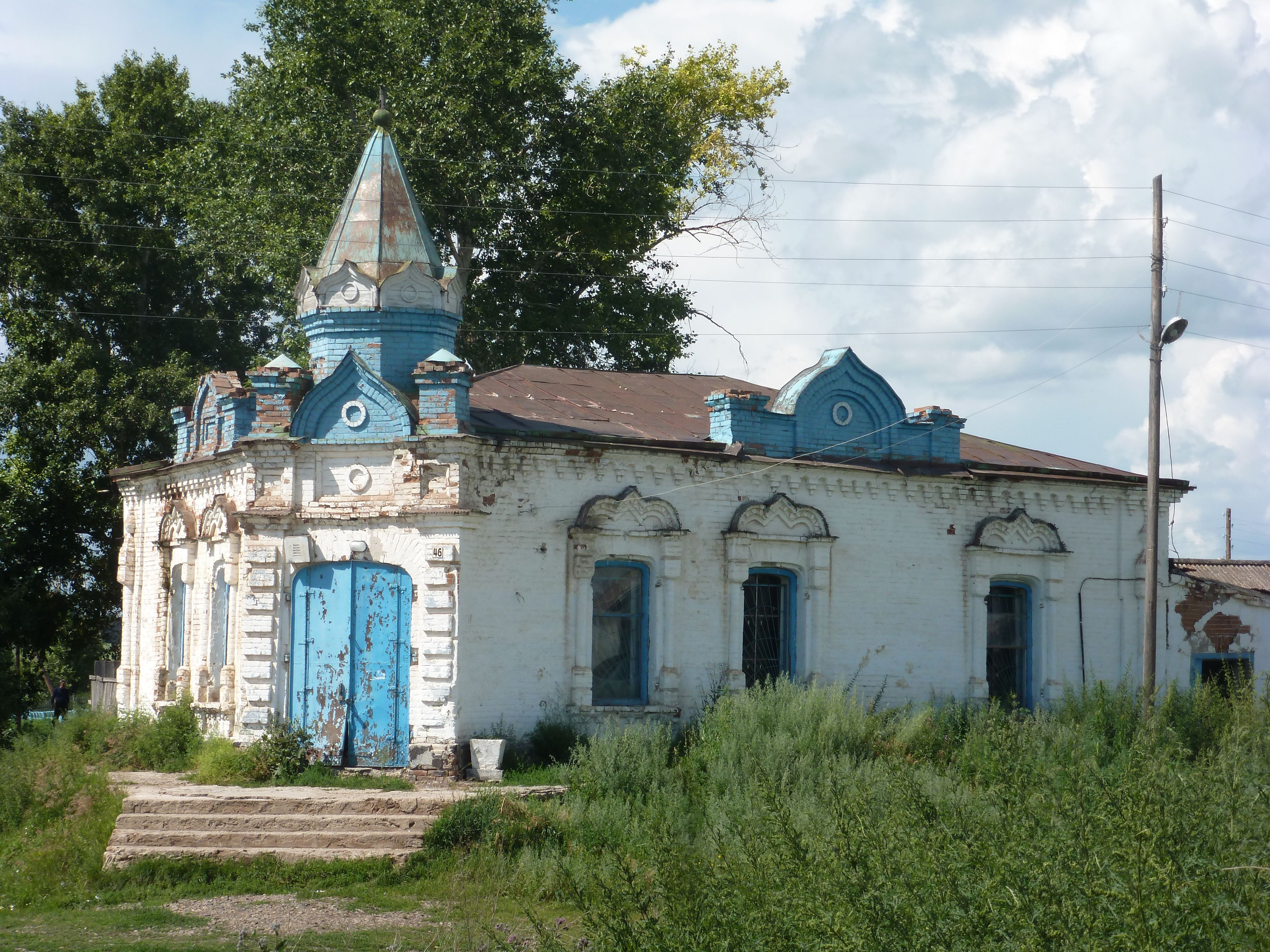 Лавка купчихи Смирновой со складскими сараями