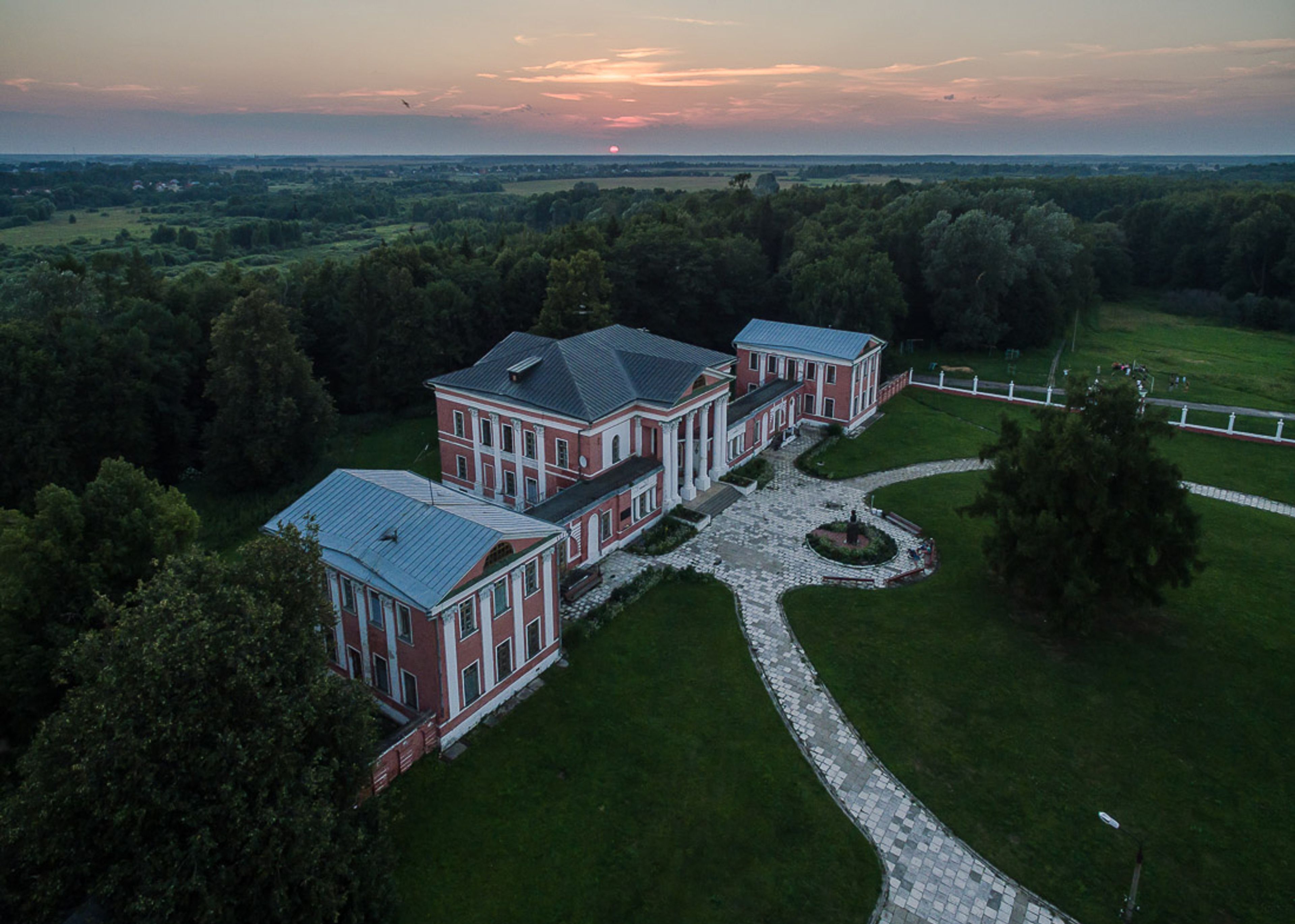 Главный дом
