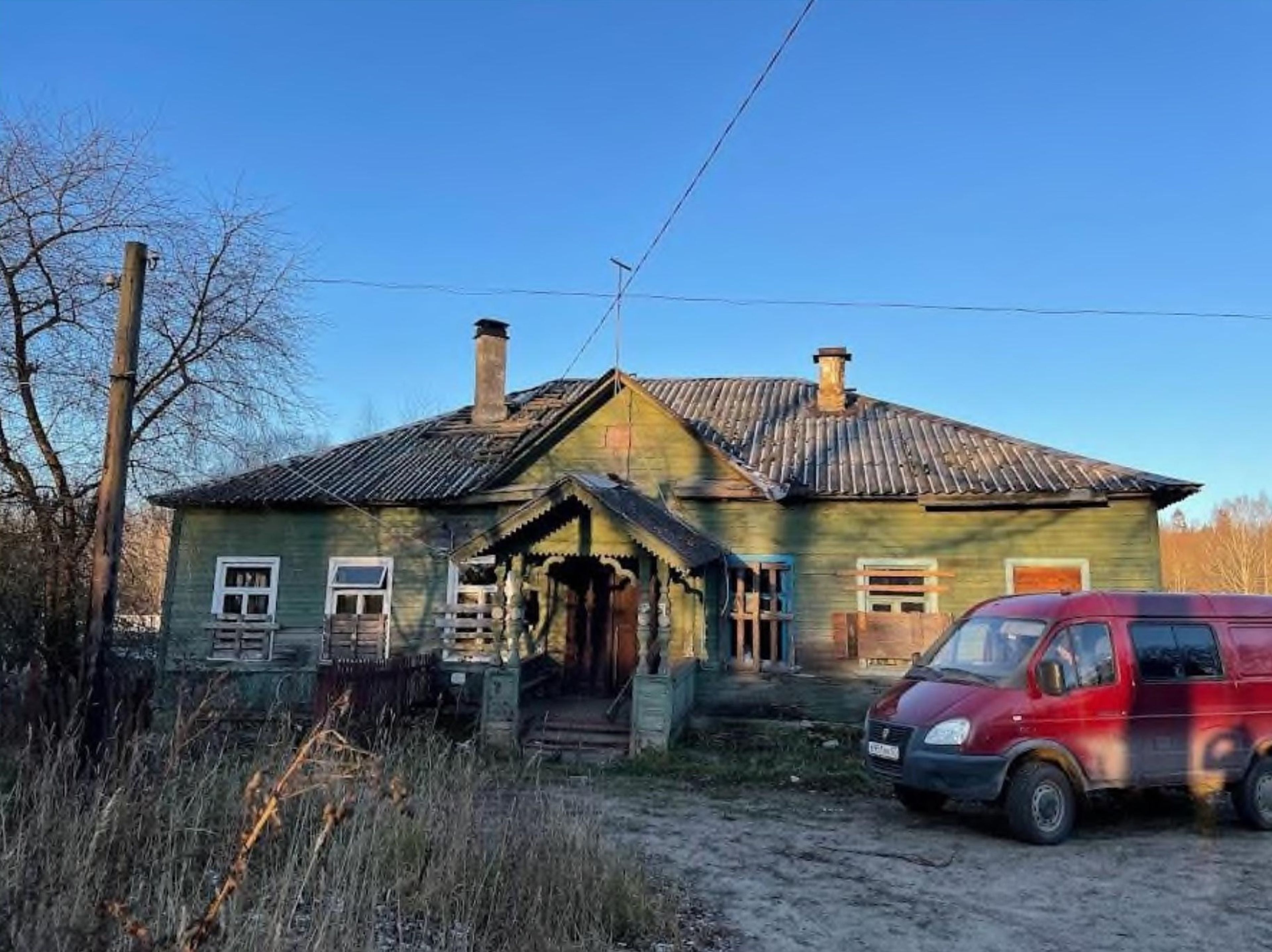 Дом волостного правления в деревне Колтуши